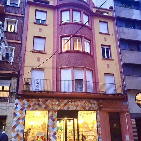 Antolin Yellow Door Ponferrada Bagian luar foto
